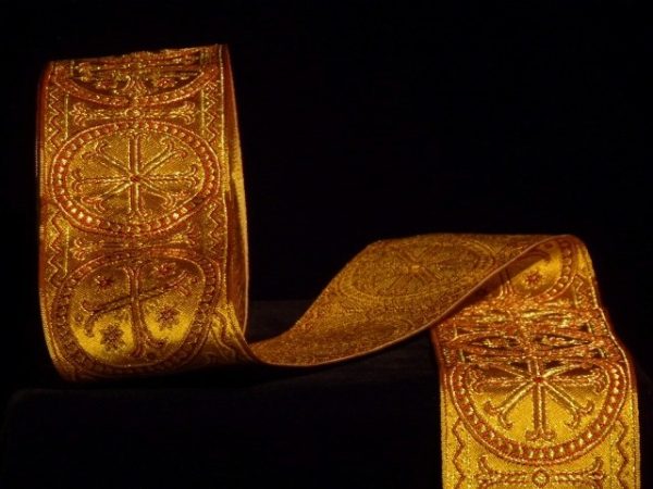 Galón bizantino dorado
