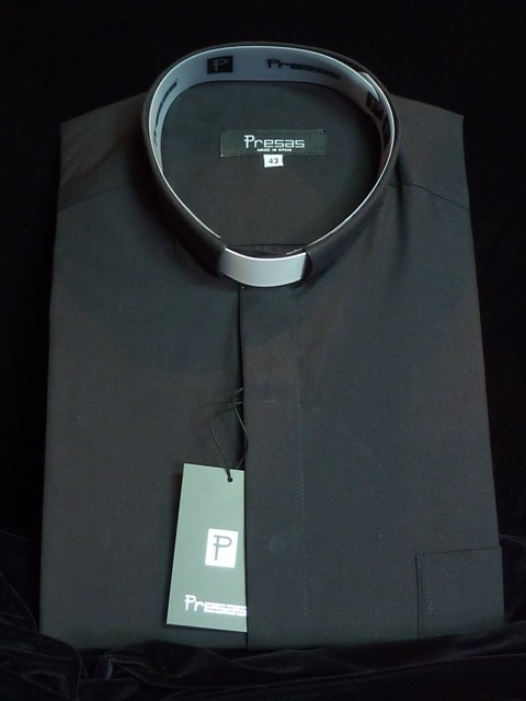Camisa clergyman negra