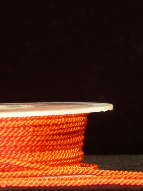 Cordón de rayón 2 mm rojo