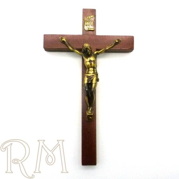 Cruz de madera con Cristo